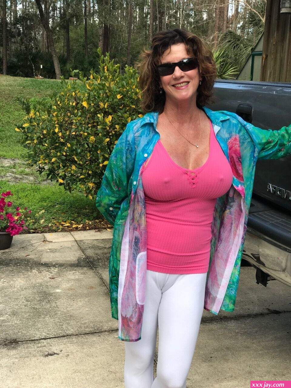 shemale tits pictures mature older women cameltoe pictures
