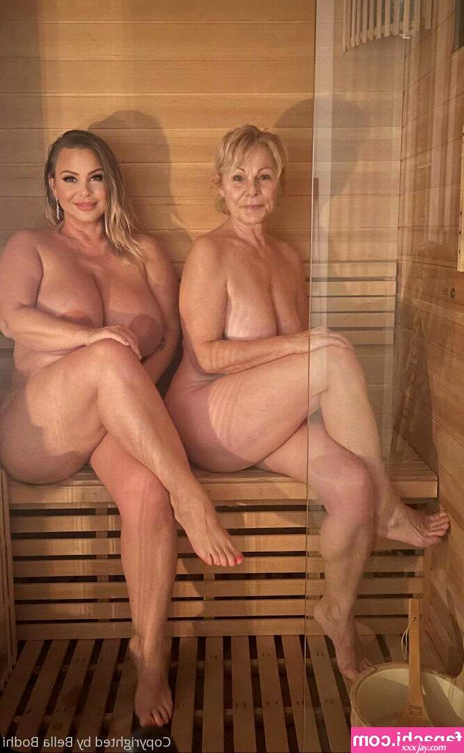 Mommymollly leaked nude from OnlyFansPatreon