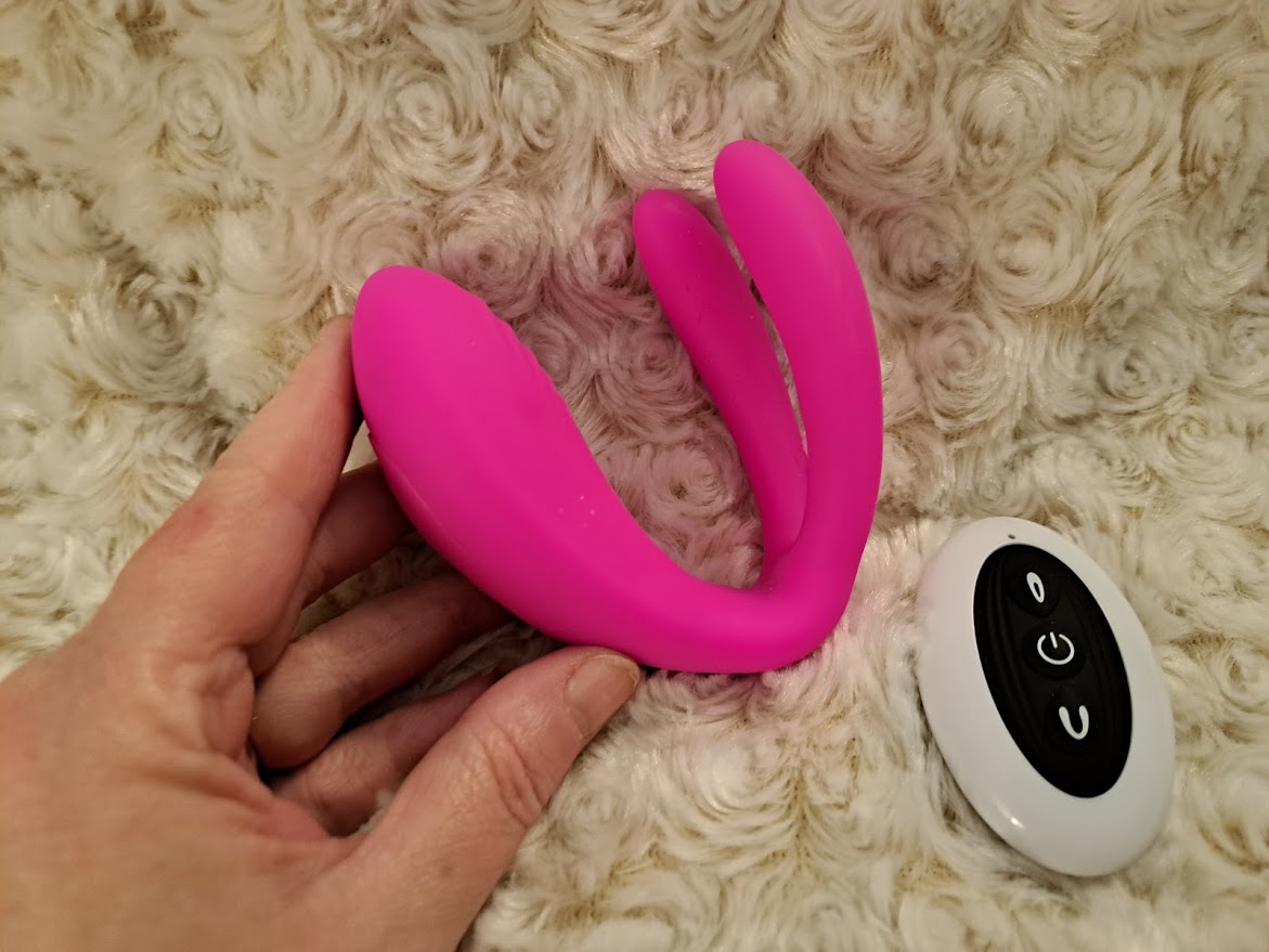 The 7 Best Lesbian Sex Toys Actually Tested