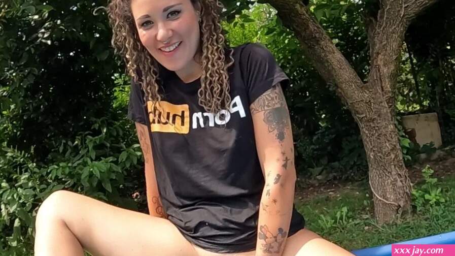 italiana fa un casting porno di nascosto dal marito! non va su pornhub il video vero?