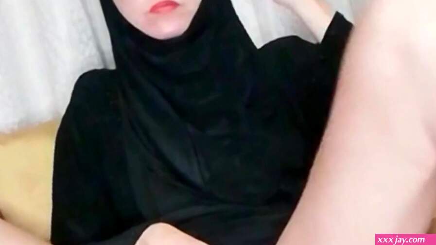 Muslim Chechen Teen girl in hijab Smoking and Masturbating