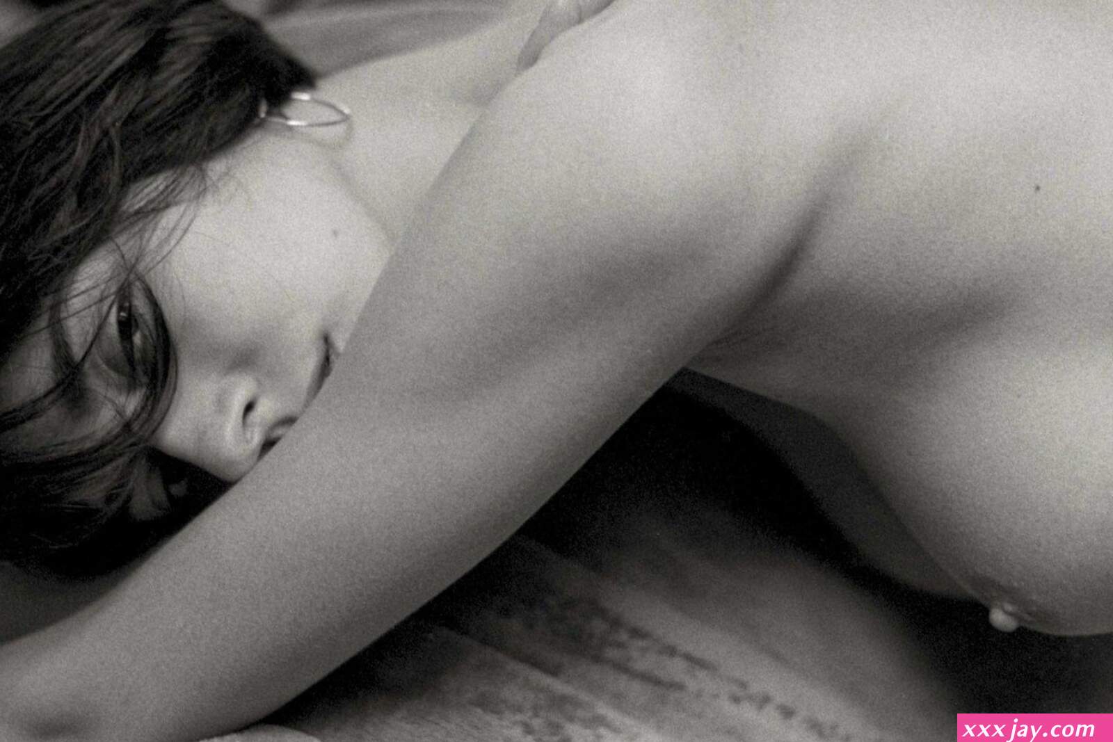 Bebahan naked