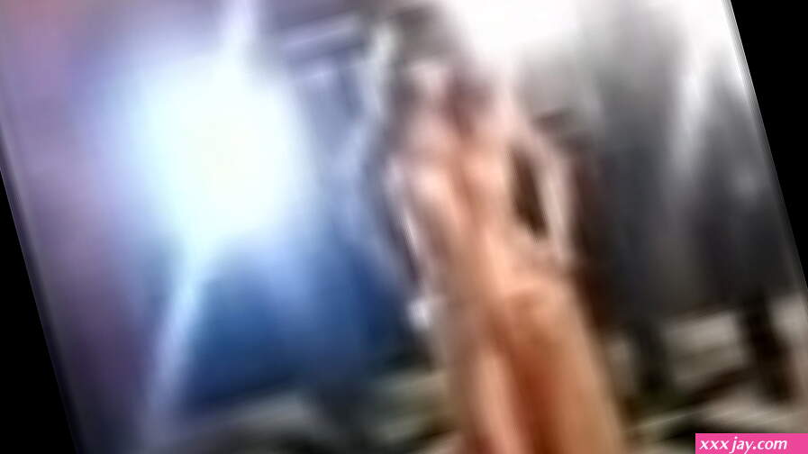 Anushka Sharmas accidental boob show