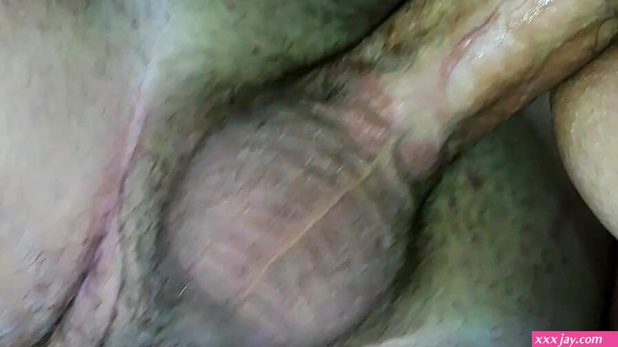 Up close chubby pussy fuck huge creampie leaking out of loose pussy