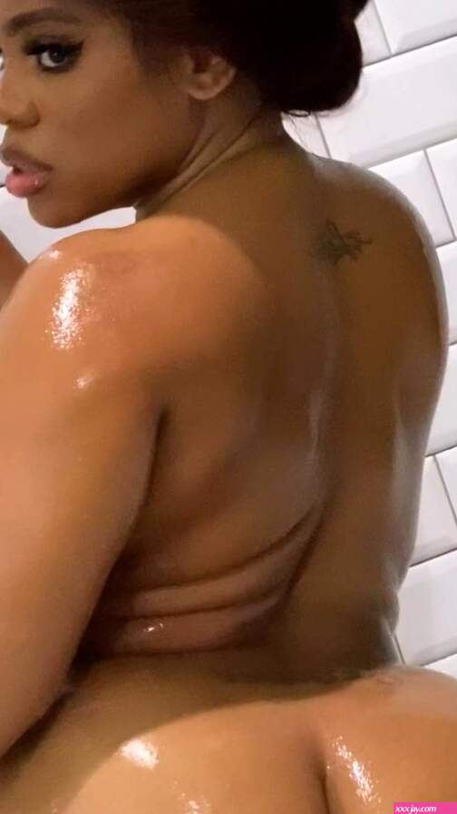 Watch online Dominique Chinn aka Dominiquechinn OnlyFans
