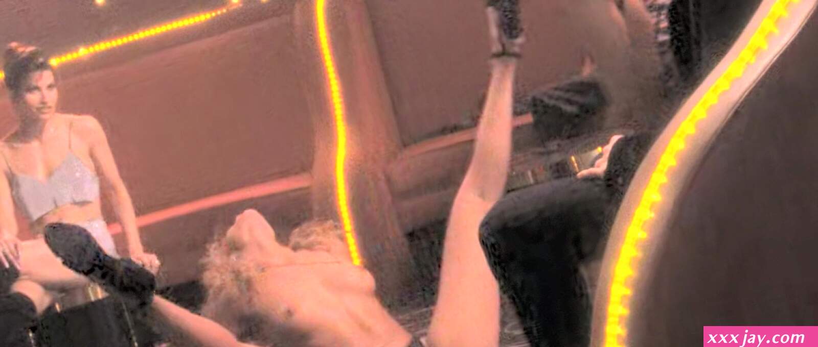Elizabeth Berkley Nude