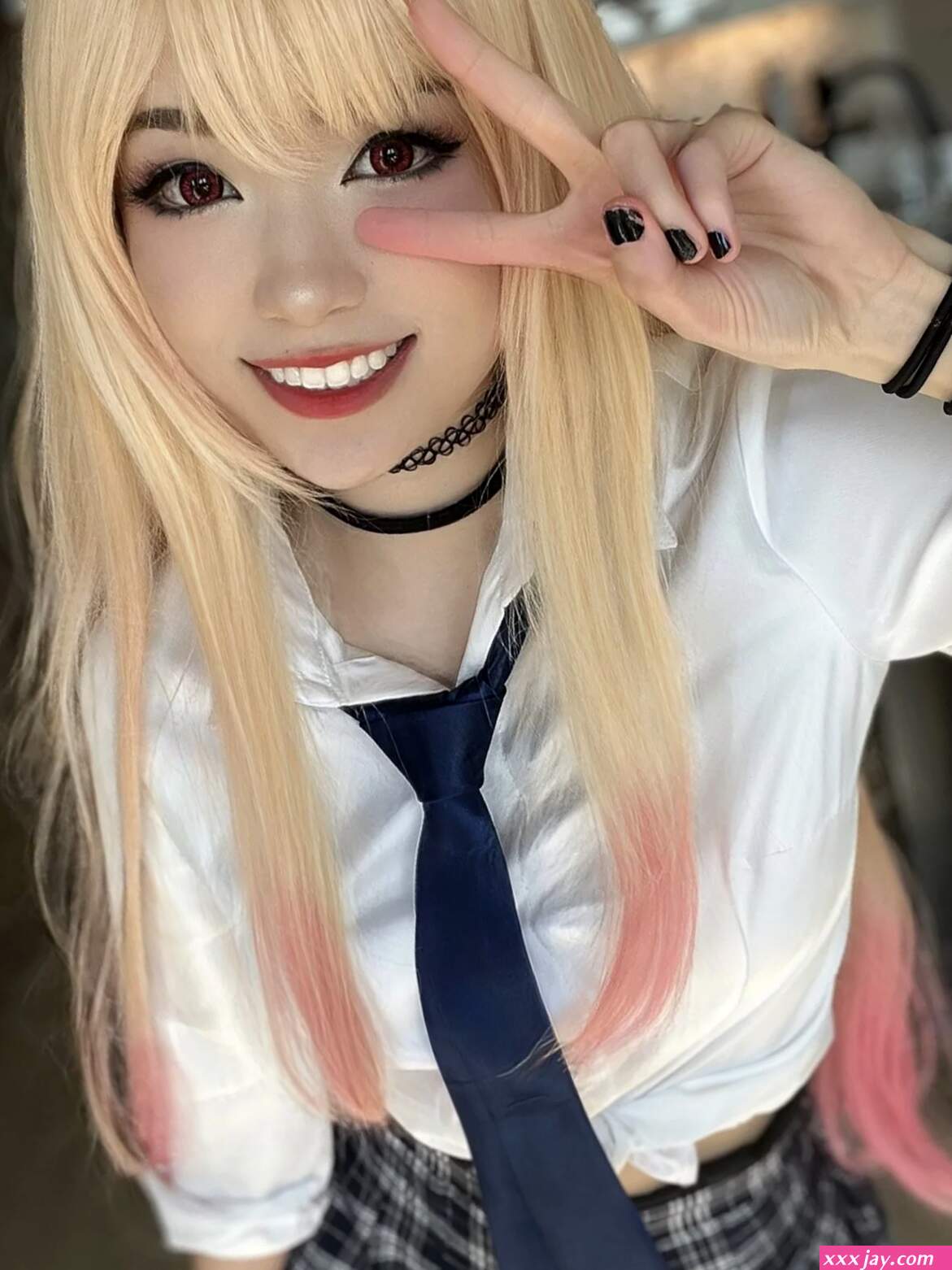 Emiru Cosplay