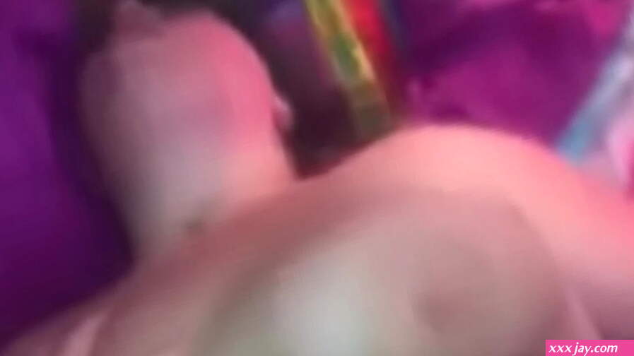 Big tit Madi