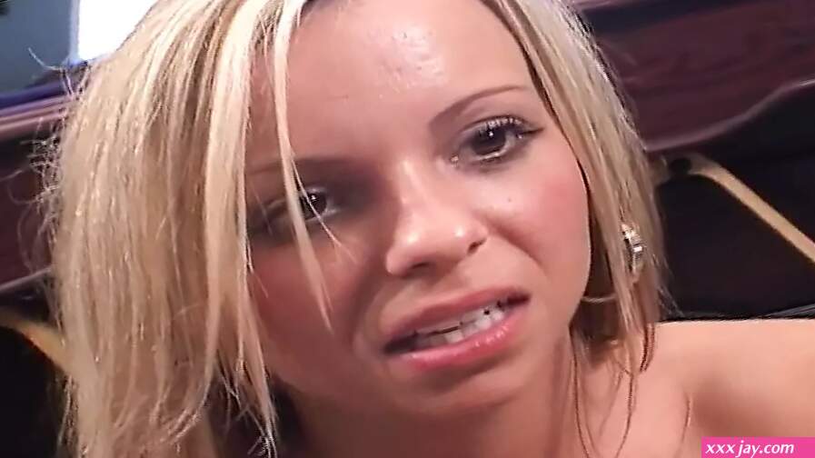 Heidi Grey Gives Blowjob Porn Videos