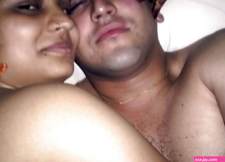 couple honeymoon nude leak photos
