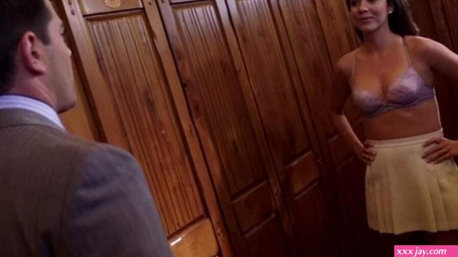JULIE GONZALO Nude