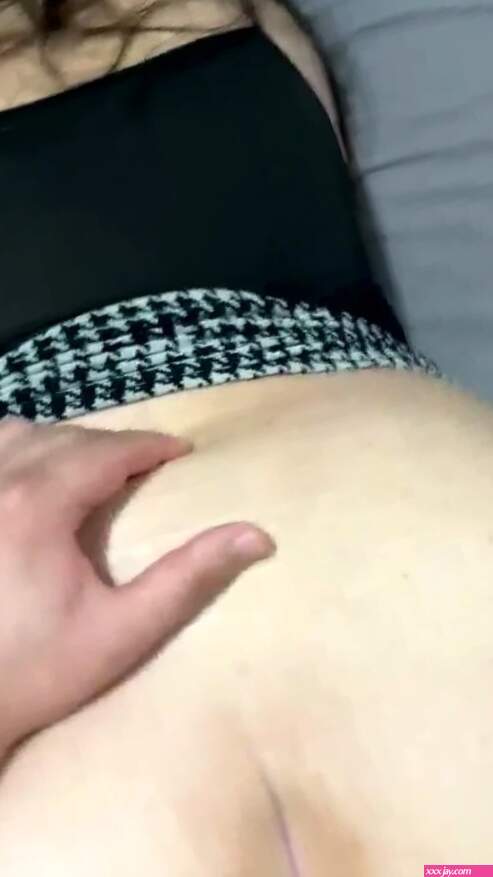 Laurine 09 nue Porn Videos