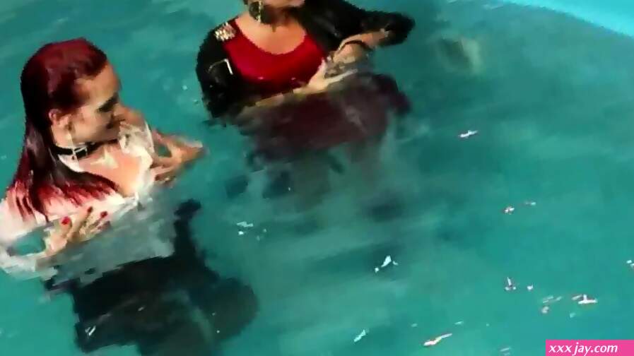 Lesbians Get Swimming Pool Soaked