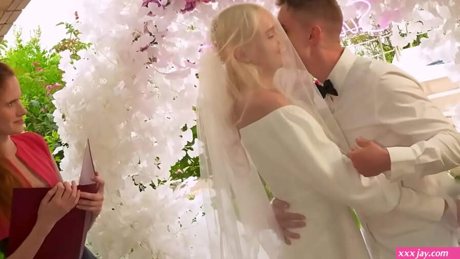 Here CUMS the Bride! by ClubSweethearts