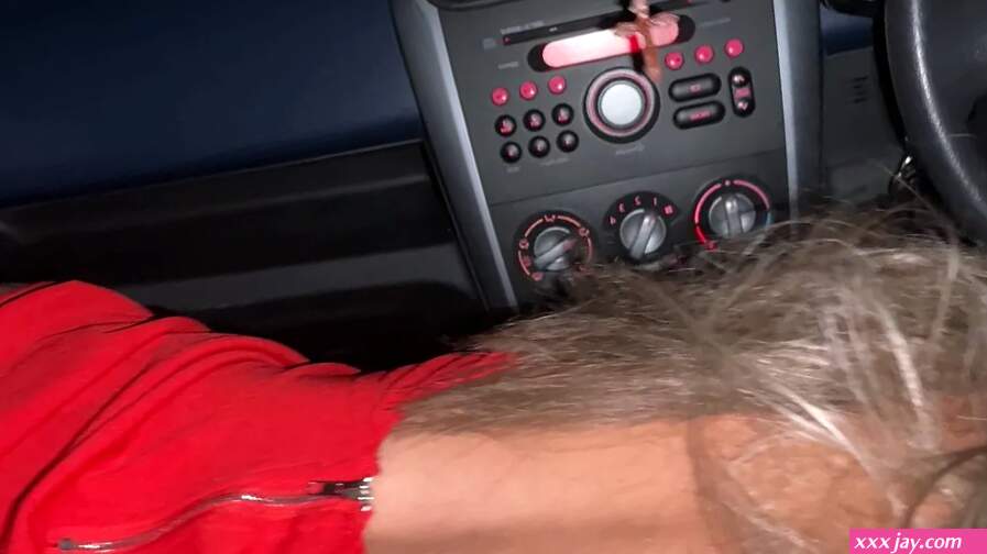 Nymphomaniac Wife gives her Husband a Blowjob while hes Driving the Car