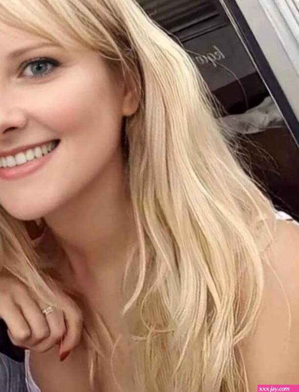 Melissa Rauch Nude Photos Sex Scenes Nude Videos 2026