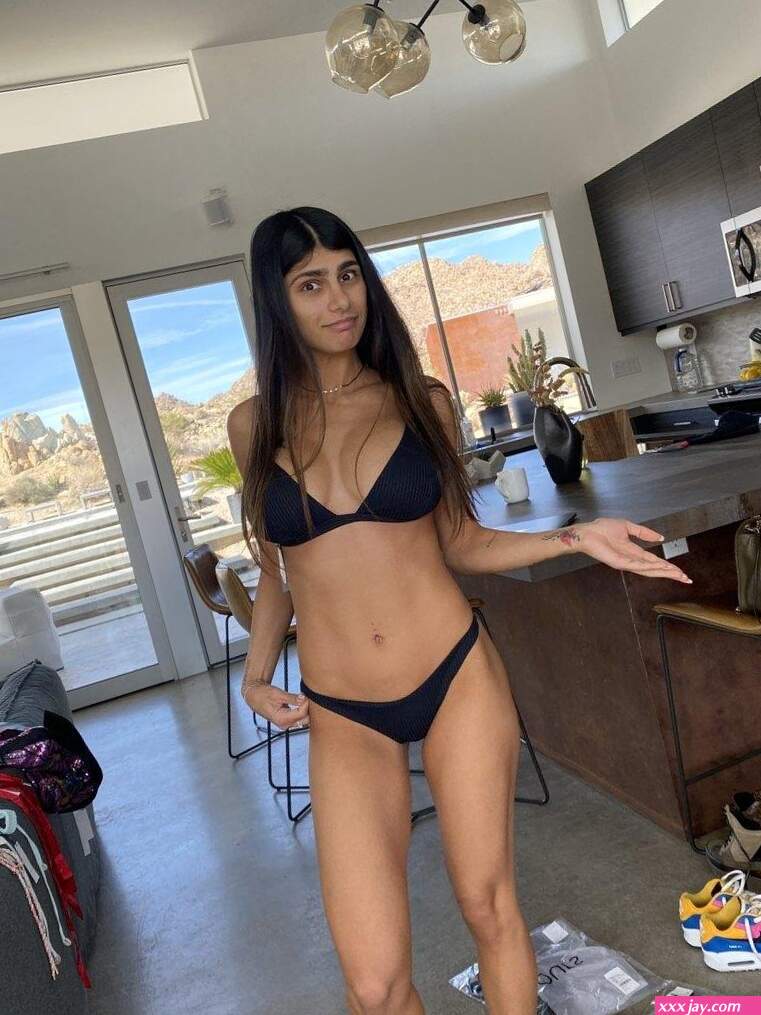 Mia Khalifa Try On Haul Lingerie Onlyfans Set Leaked