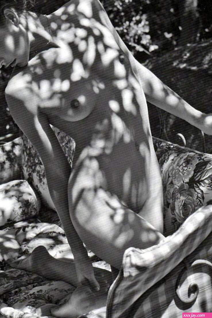Milla Jovovich Nude With Natasha Poly Edita Vilkeviciute For Pirelli