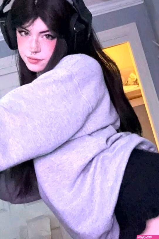 Hannah Owo sexy