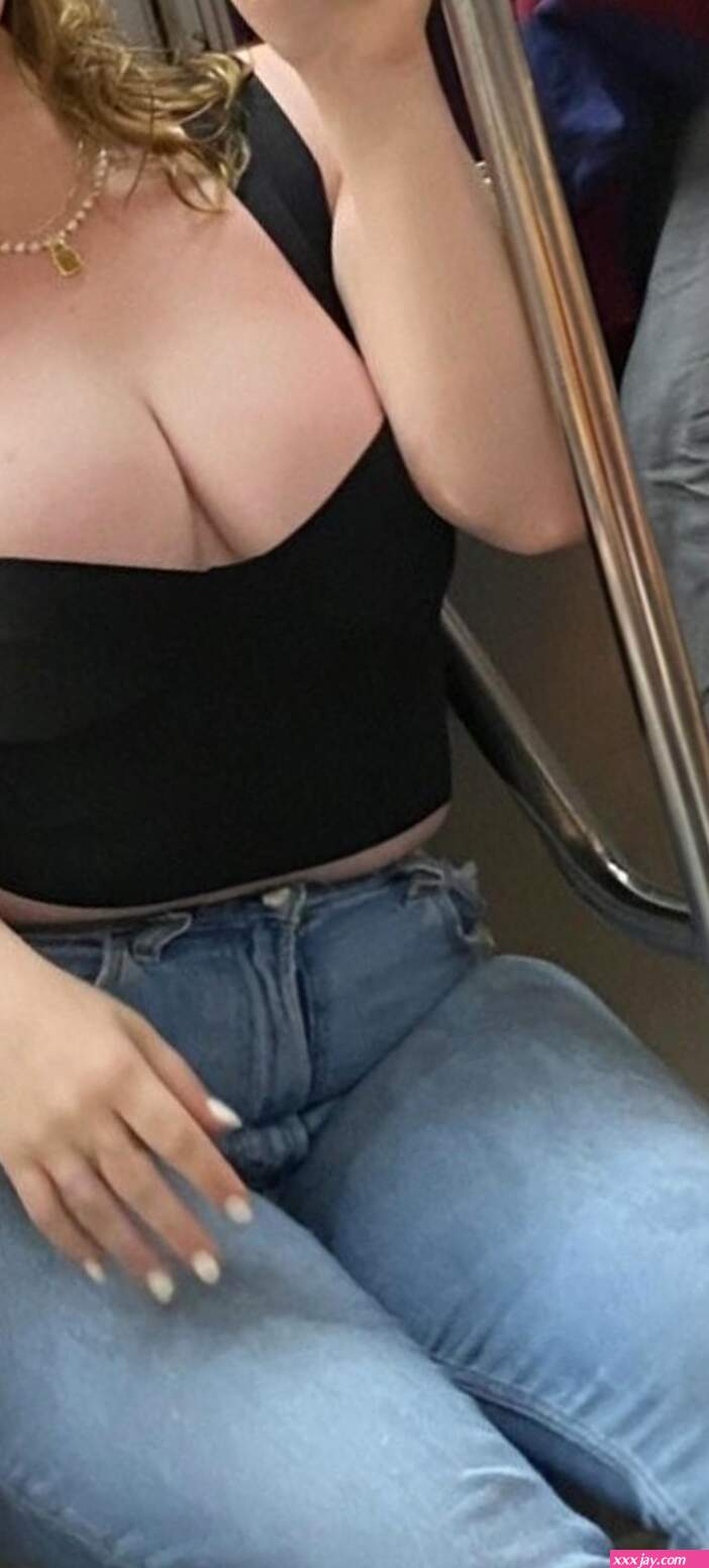 Emma Kenney Nude Leaked Onlyfans Free Online