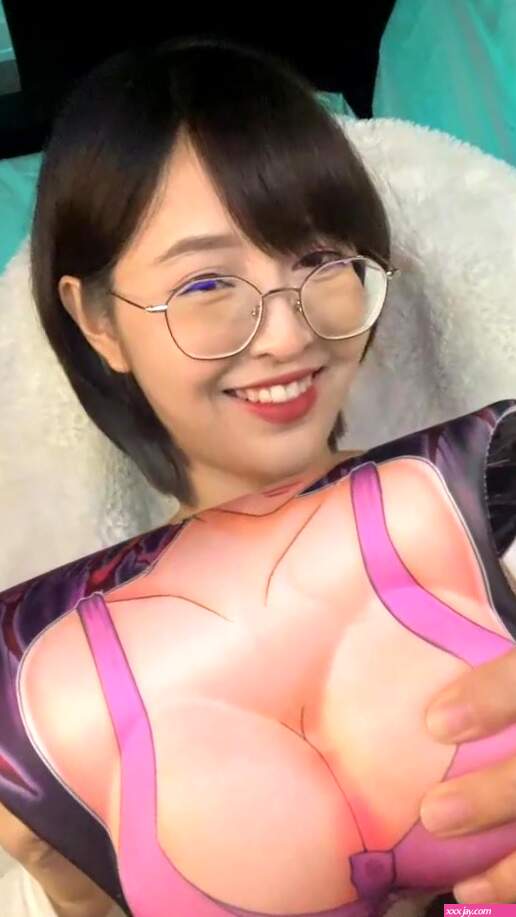 Wanlang asks for OnlyFans gentle glasses contrast girl deerlong private photo collection the best of the best natural meat urinal pure girl shows superb oral sex oral cum swallowing 9 -AVJB