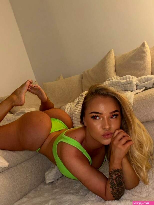 chloetami21 Nude Leaks OnlyFans