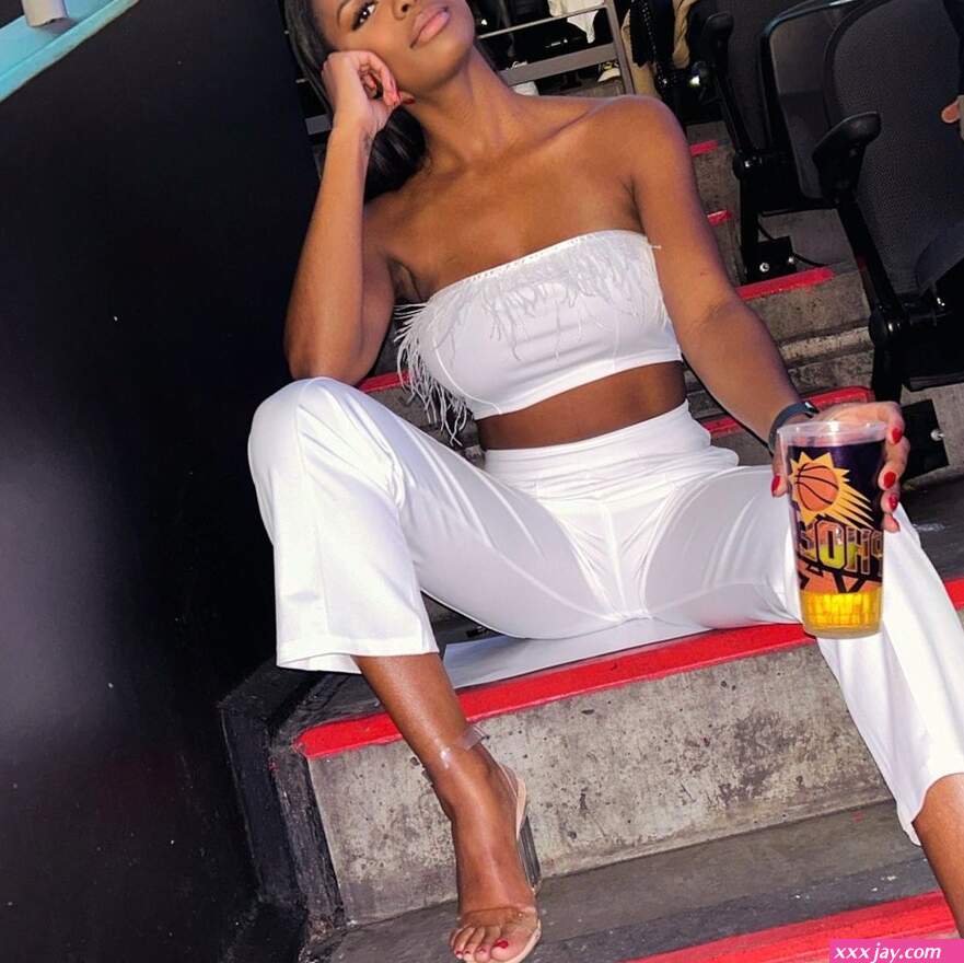 sportswithkelsey OnlyFans7