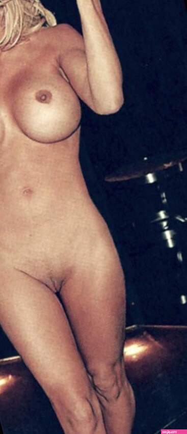 Pamela Anderson 1989 Playboy