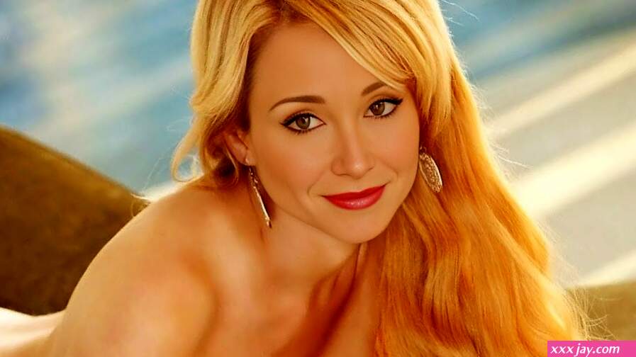 Patricia Heaton : Rare Photos And Tragic Life Story