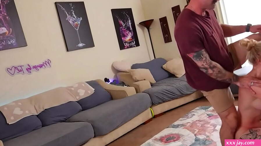 Do you like Lift Carry videos? How about Lift Carry Suck? ? Video out on OF now! Link to vid ?