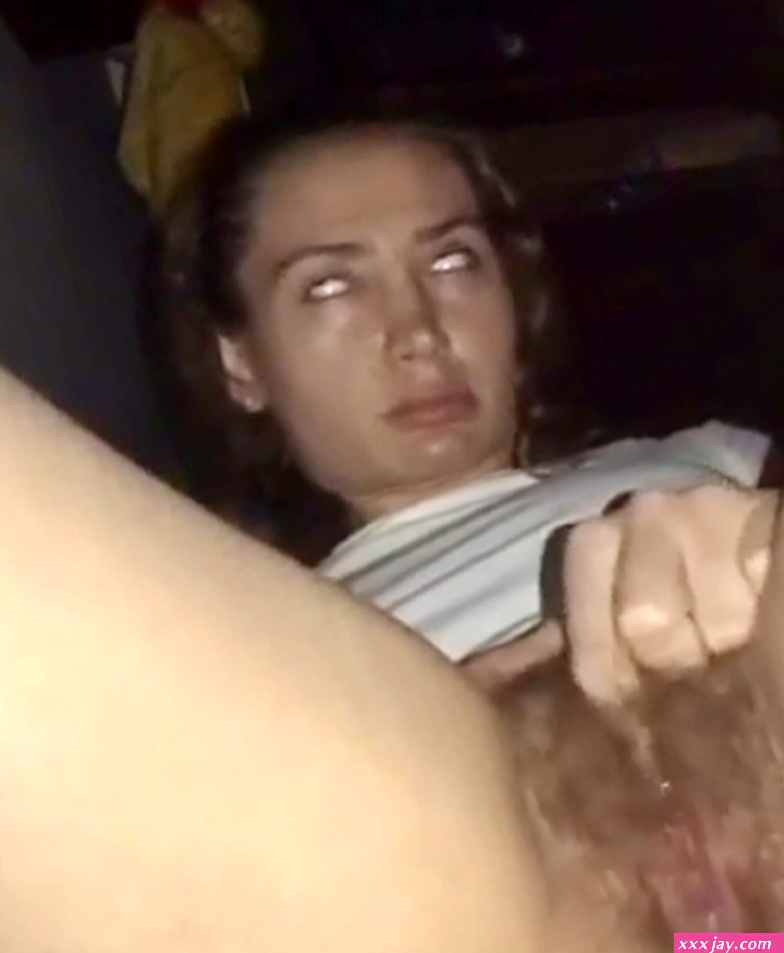 Emotionless pussy snapping orgasm