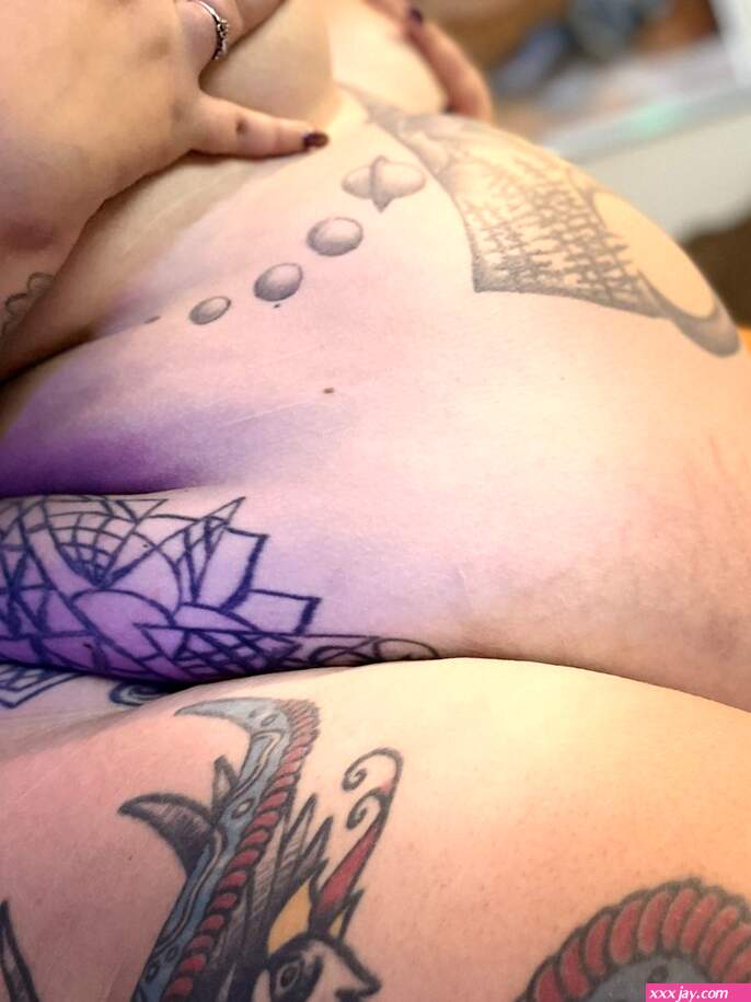 apparently yesterday was BBW day so uhh I ate a fuck lot hehe
