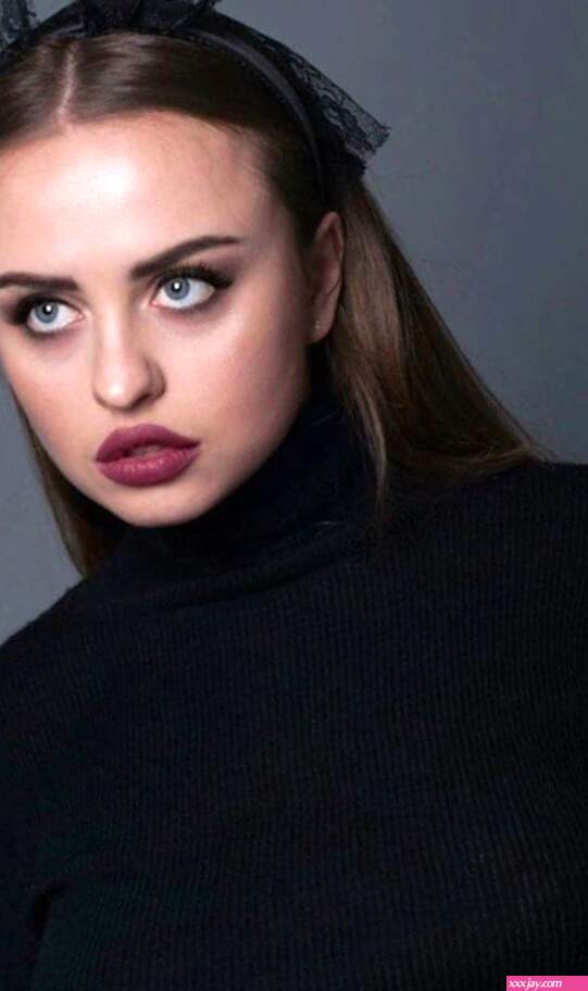 Katie Anal Addict Russian escort in Hong Kong
