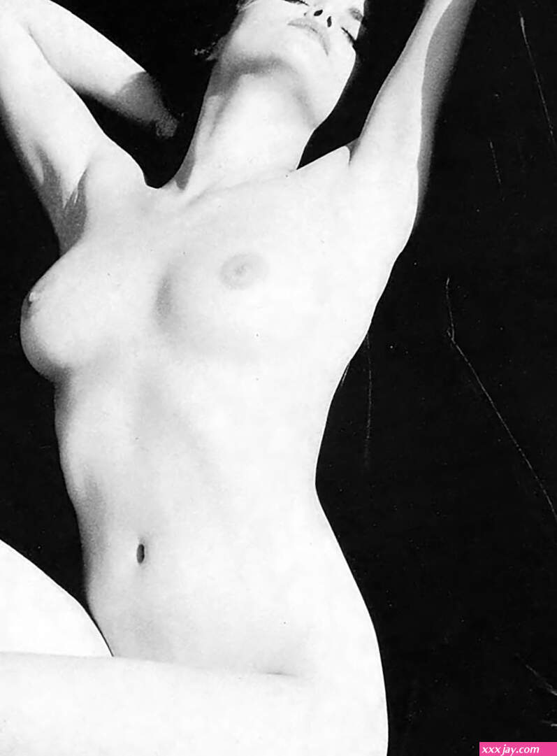 Naked Sherilyn Fenn in Playboy Magazine ANCENSORED