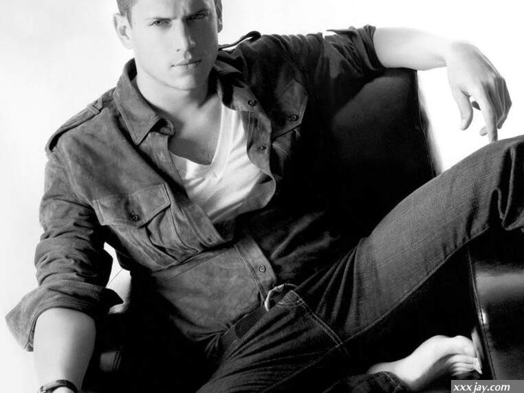 Birthday Boy Toy: Openly Gay Wentworth Millers Ass
