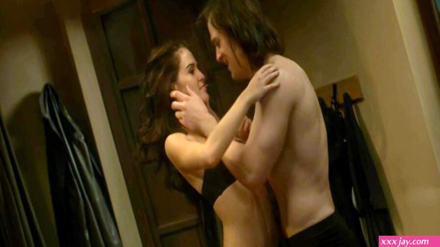 Zoey Deutch Sexy Lingerie Scenes from Vampire Academy