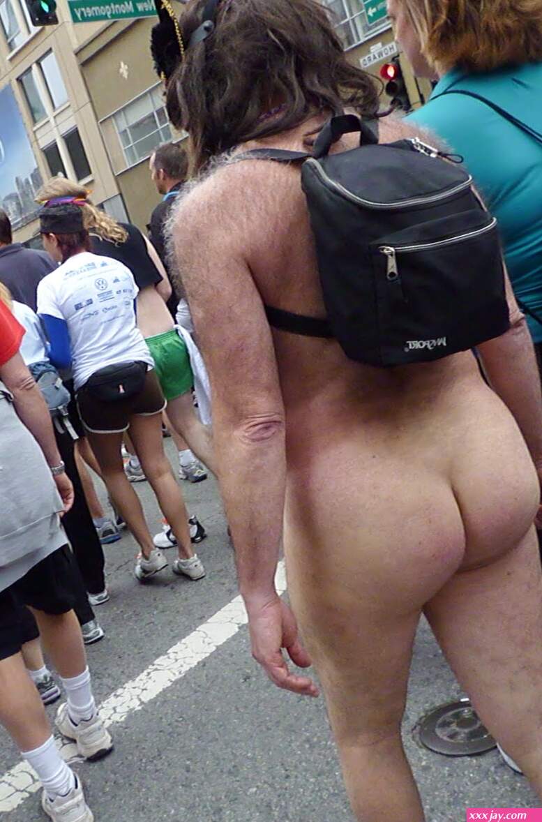 A Trail Runners Blog: Naked Fun at the 2010 Bay to Breakers