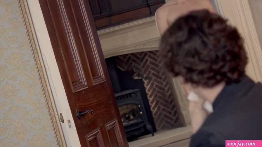 Naked Lara Pulver in Sherlock ANCENSORED