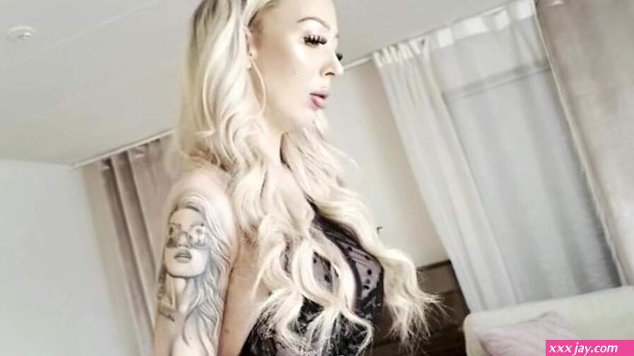 Swedish sannababy housemaid get caught by her boss