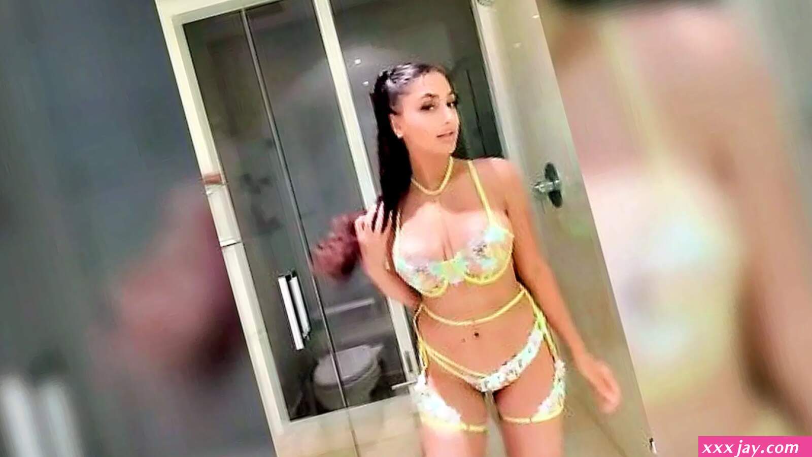 Fitness Model Olivia Fernandez XXX Porn Videos Page 4