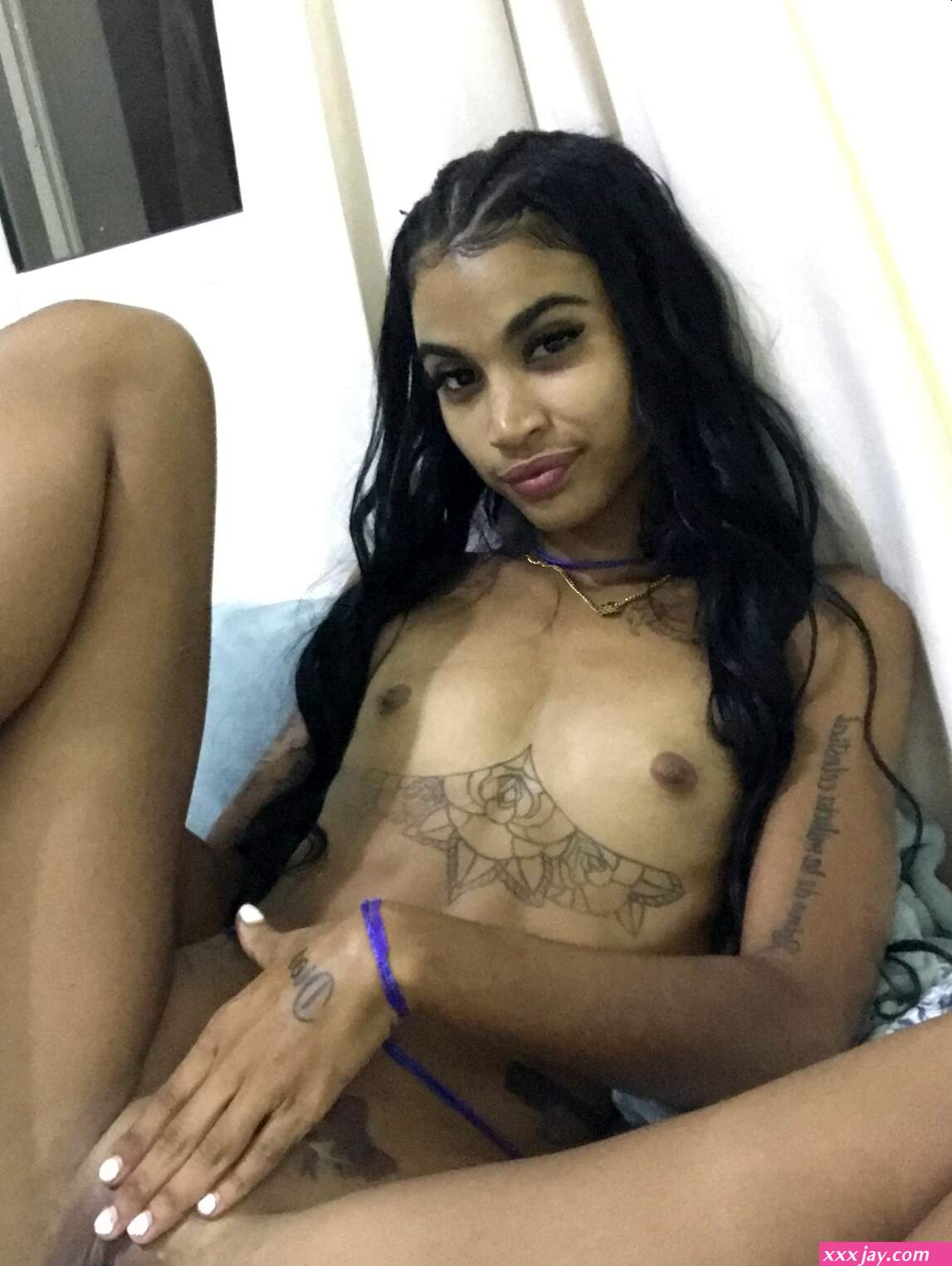 Free a huge hot load on kaitlyn krems pretty face amp big breasts Porn Photo Galleries