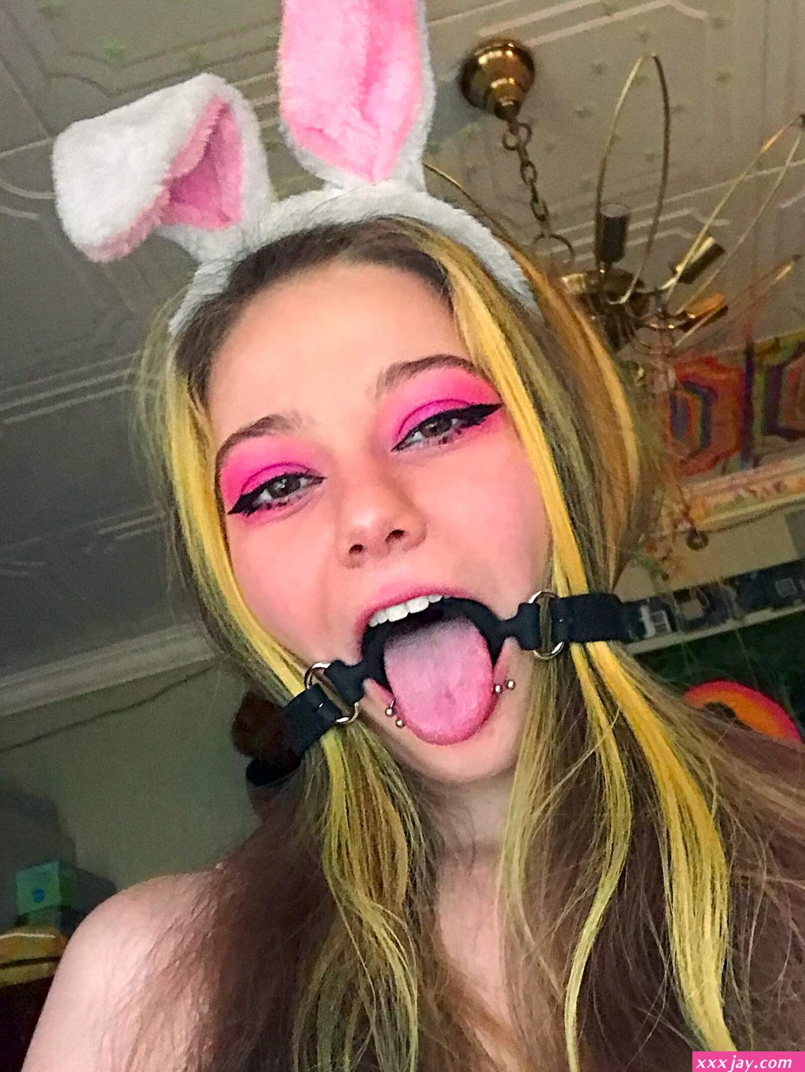 This ring gag will allow you to use my mouth the way you want
