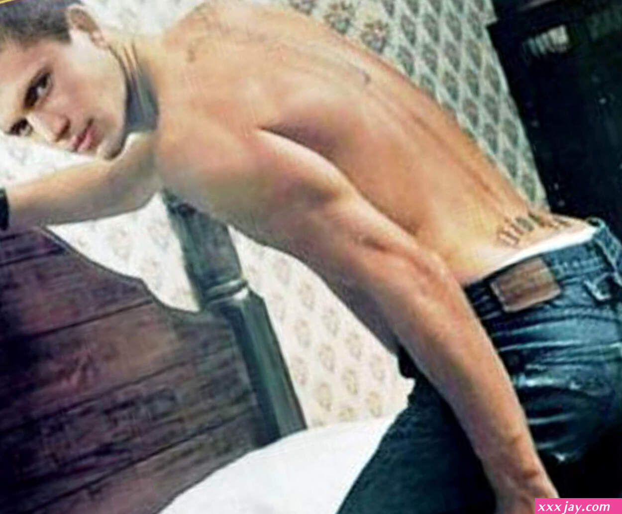 Wentworth Miller Nude Scenes Shirtless Photoshoots